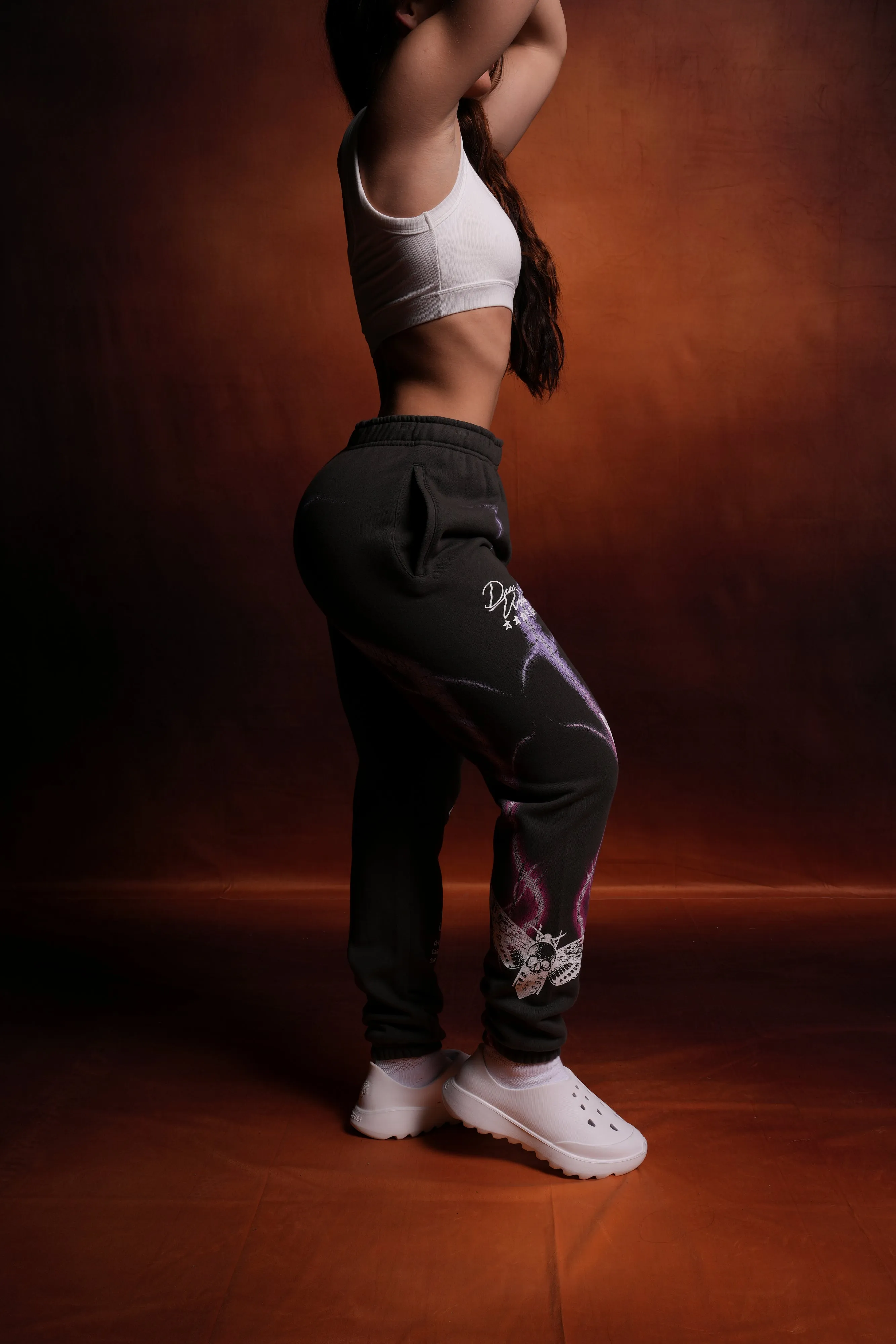 Charged Up She Post Lounge Sweats in Wolf Gray