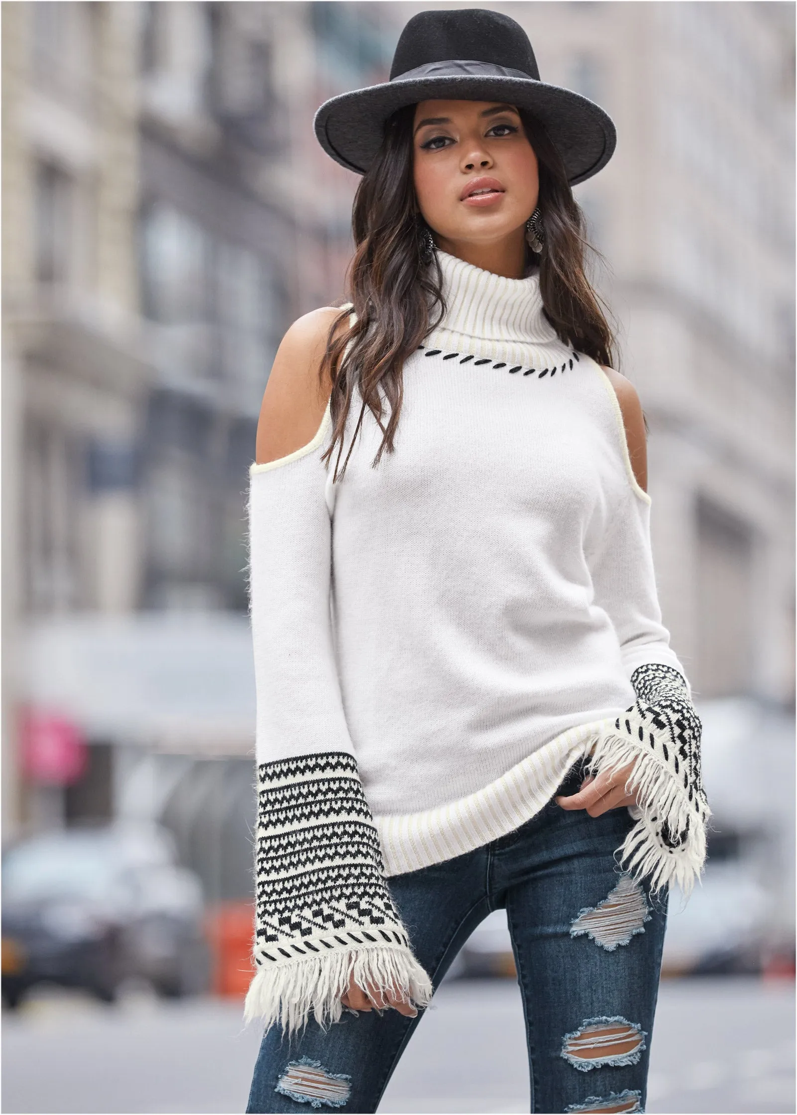 Cold-Shoulder Turtleneck Sweater - White & Black
